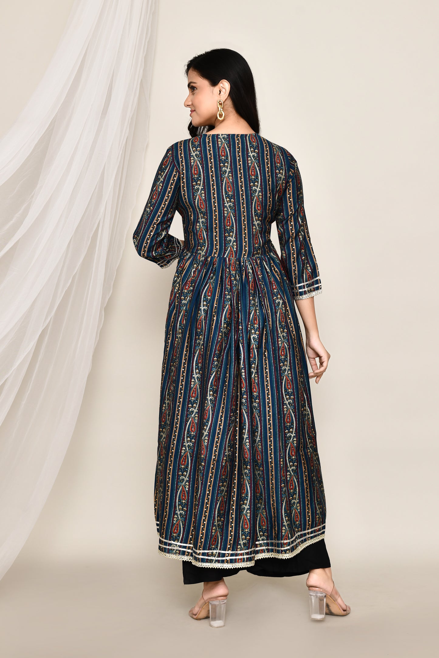 Festive Kairi Print Kurti Set With Smart Neckline Embroidery